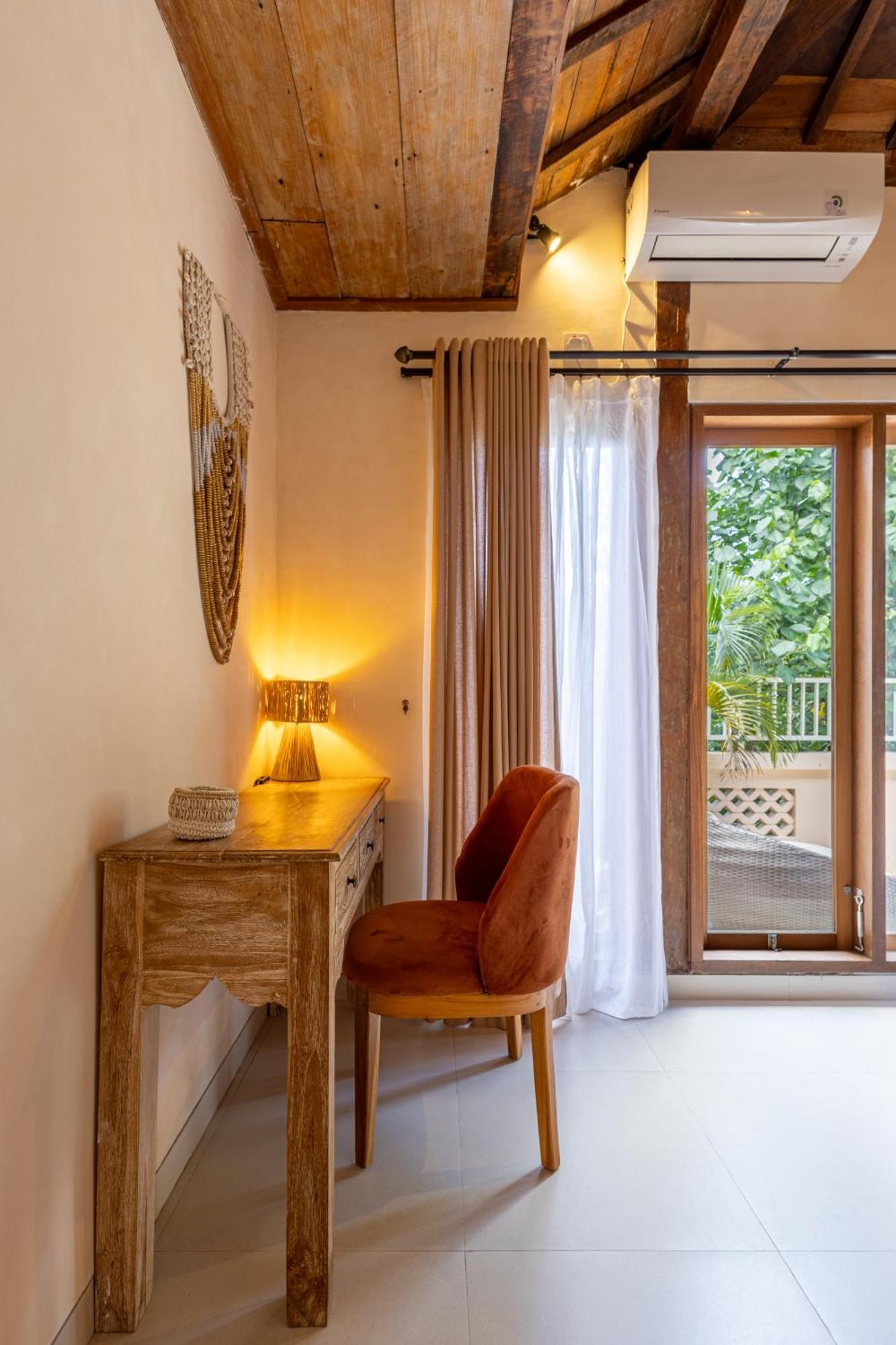 The Pink Joglo, A Cheerful 3Bdr Villa W/Pool And Rice-Field View. Dalung  Dış mekan fotoğraf